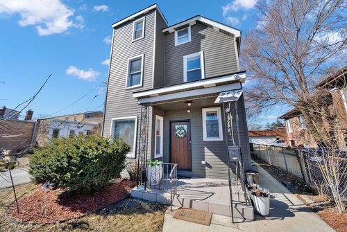 9436 S Spaulding Ave, Evergreen Park, IL, 60805-2239 | Card Image