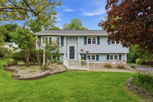 31 Top O Hill Rd, Wappingers Falls, NY, 12590-2232 | Card Image