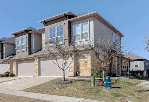 414 Epiphany Ln, Pflugerville, TX, 78660-4215 | Card Image