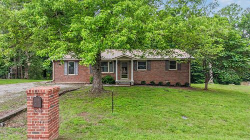 1005 Pinewood Ct, Ashland City, TN, 37015-2835 | Card Image