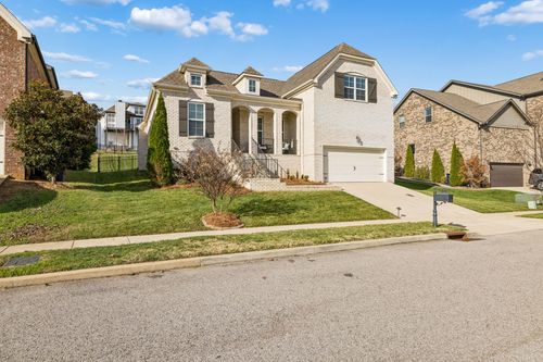 2645 Paddock Park Dr, Thompsons Station, TN, 37179-3002 | Card Image