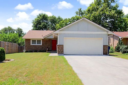 4125 Danbury St, Bel Aire, KS, 67220-1933 | Card Image