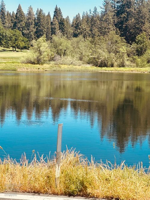 633 Forest Meadows Dr, Murphys, CA, 95247-9530 | Card Image