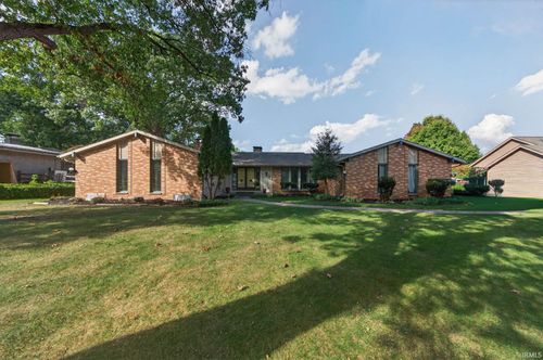 1611 Jeanwood Dr, Elkhart, IN, 46514-4718 | Card Image