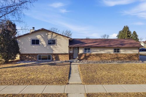 200 Main Street, BELGIUM, WI, 53004 | Card Image