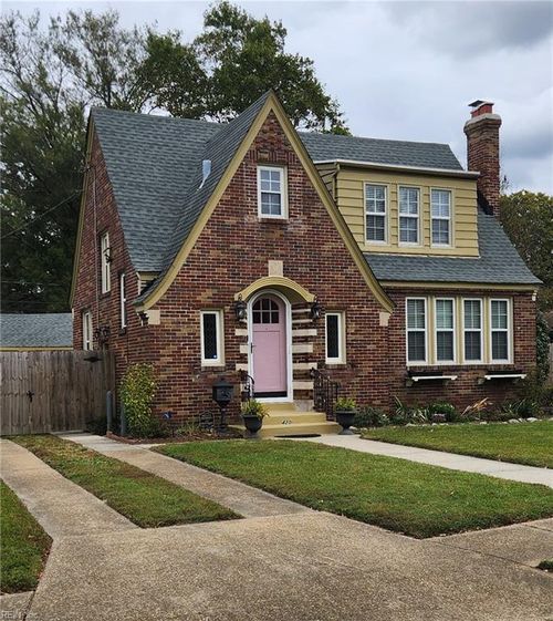 420 Rockbridge Rd, Portsmouth, VA, 23707-2323 | Card Image