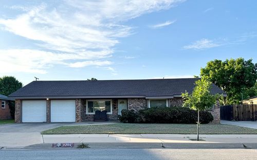 3204 Frontier Dr, Midland, TX, 79705-6222 | Card Image