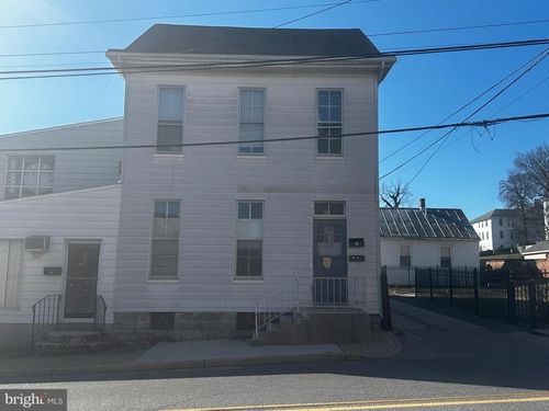 117 W Antietam St, HAGERSTOWN, MD, 21740-5402 | Card Image