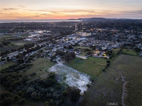200 Orchid Ln, ARROYO GRANDE, CA, 93420-3430 | Card Image