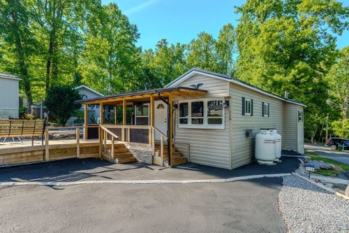 5355 East Pkwy, Cosby, TN, 37722 | Card Image