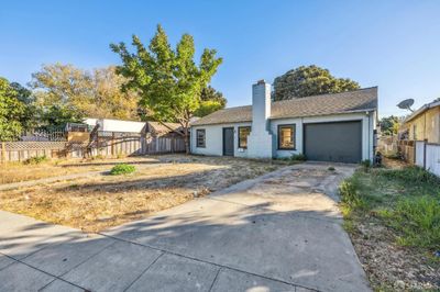 1386 Bay Road, House other with 2 bedrooms, 1 bathrooms and 1 parking in East Palo Alto CA | Image 2