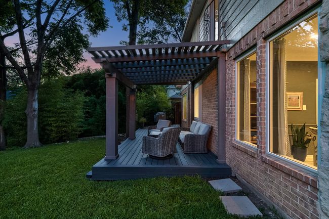 7955 Enclave Way, House other with 4 bedrooms, 3 bathrooms and null parking in Dallas TX | Image 8