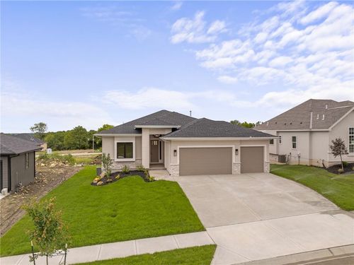25128 W 141st Ter, Olathe, KS, 66061-7663 | Card Image