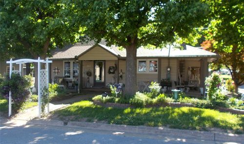512 S Garfield St, Steeleville, IL, 62288-2020 | Card Image