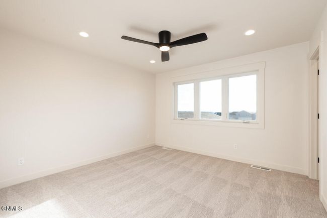 2002 Prairie Hawk Dr, Townhouse with 4 bedrooms, 3 bathrooms and null parking in Bismarck ND | Image 24