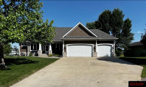 1501 Rockbend Pkwy, Saint Peter, MN, 56082-1347 | Card Image