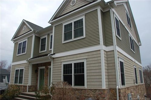 apt-2-109 Park Ave, Danbury, CT, 06810-7588 | Card Image