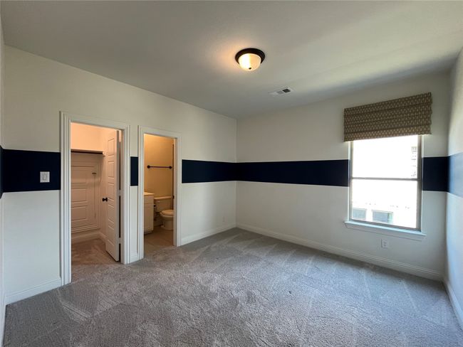 Spare bedroom up with private bathroom | Image 28