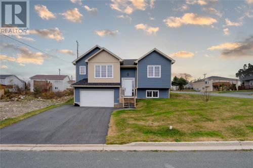 2 Heidi Cres, Conception Bay South, NL, A1X0H6 | Card Image