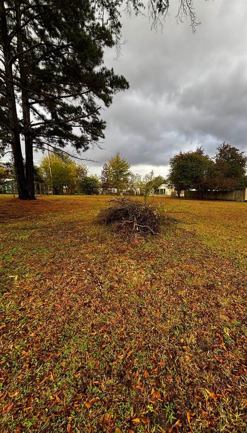 127 Meadow Dr, Holly Pond, AL, 35083-6405 | Card Image