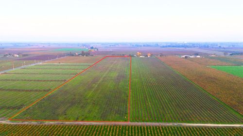 19217 N Devries Road, Lodi, CA, 95242 | Card Image