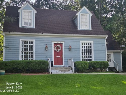 1220 Linden Pl, Jackson, MS, 39202-2101 | Card Image