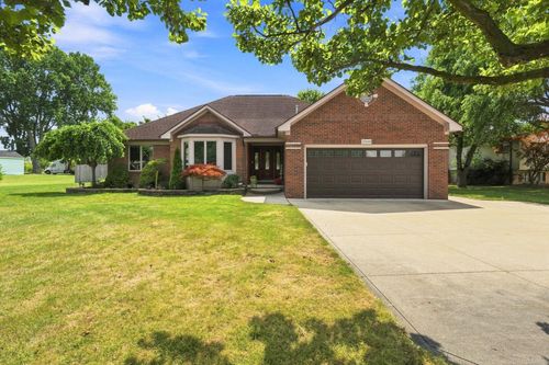 21010 N Miles St, Clinton Township, MI, 48036-1946 | Card Image