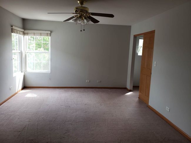 3049 Creekside Dr, Townhouse with 3 bedrooms, 3 bathrooms and 2 parking in Plainfield IL | Image 5