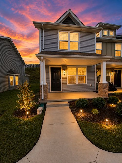 218 Woodland Valley Ln, Clarksville, TN, 37040-2069 | Card Image