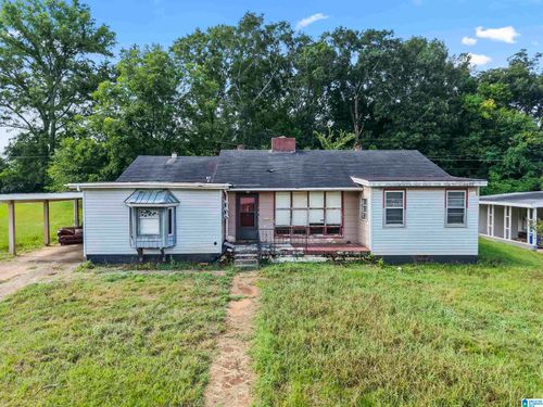 385 Pinehurst Dr, Talladega, AL, 35160-2936 | Card Image