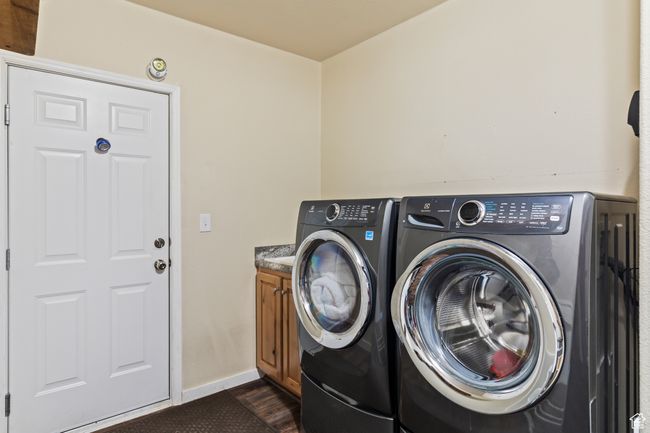 1036 E Airport Rd, House other with 3 bedrooms, 3 bathrooms and 1604 parking in Panguitch UT | Image 31