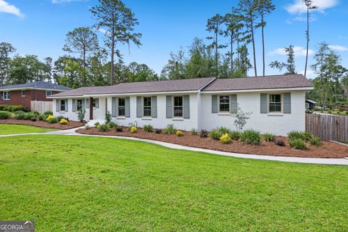 1203 Lakeview Dr, Valdosta, GA, 31602-2354 | Card Image