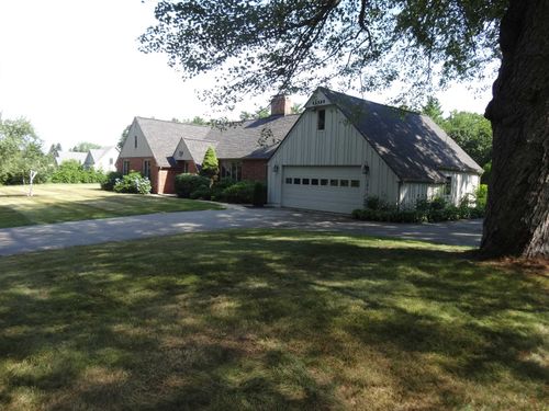 101 Drinkwater Rd, Hampton Falls, NH, 03844-2425 | Card Image