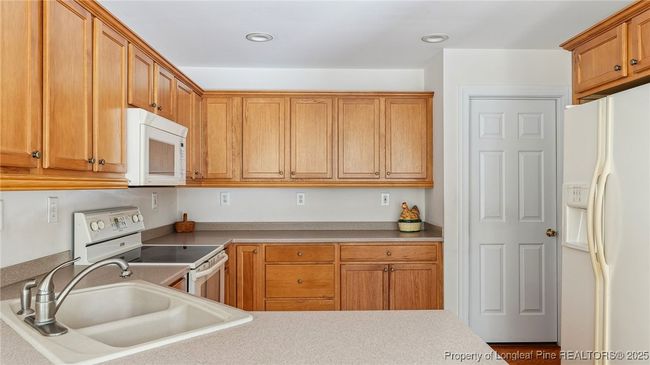 202 Juniper Creek Blvd, House other with 4 bedrooms, 3 bathrooms and null parking in Pinehurst NC | Image 15