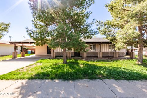 6281 W Wolf St, Phoenix, AZ, 85033-2128 | Card Image
