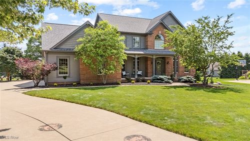 8510 Deacon Ave Nw, North Canton, OH, 44720-9568 | Card Image