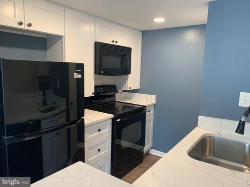 apt-147-14053 Vista Dr, LAUREL, MD, 20707-6825 | Card Image