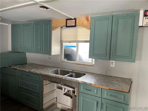 4255 E Nugget Pass Pl, DUNNELLON, FL, 34434-4726 | Card Image