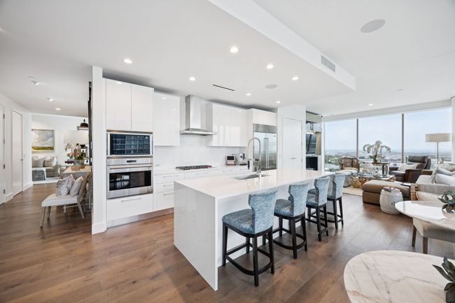 APT-2101 - 7901 Windrose Ave, Condo with 2 bedrooms, 3 bathrooms and null parking in Plano TX | Image 7