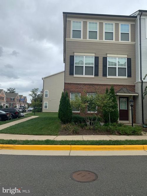 25550 Feltre Ter, CHANTILLY, VA, 20152-6101 | Card Image