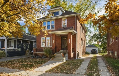 240 E Marshall St, Ferndale, MI, 48220-2525 | Card Image