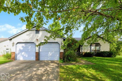 6408 Muirfield Way, Indianapolis, IN, 46237-9512 | Card Image