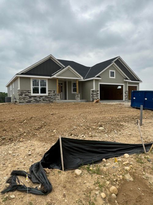 456 Sandstone St, Slinger, WI, 53086 | Card Image