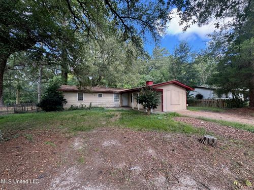 403 Queen Julianna Ln, Jackson, MS, 39209-2230 | Card Image