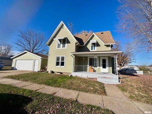 202 W W Apple St, Maquoketa, IA, 52060-2230 | Card Image