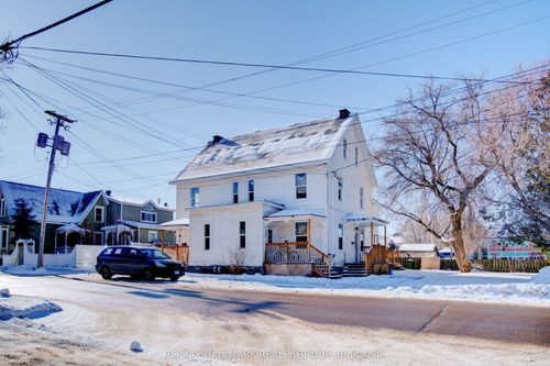 300-306 Church St, Pembroke, ON, K8A4L3 | Card Image