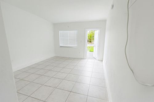 apt-9-1100 Ne 12th Ave, Fort Lauderdale, FL, 33304-2243 | Card Image
