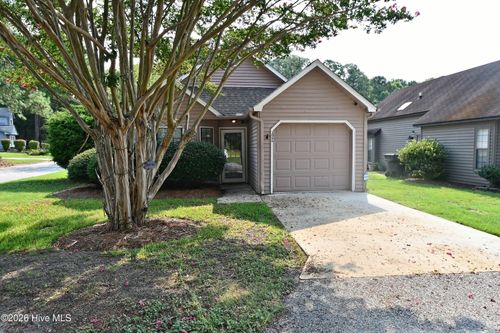 1066 Valley Dr, Calabash, NC, 28467-2937 | Card Image