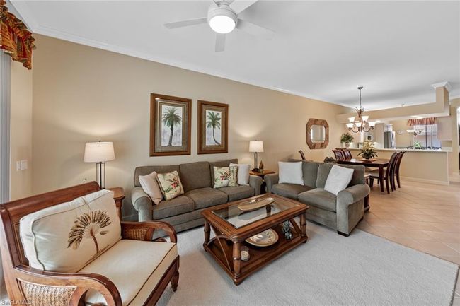 APT-5401 - 1972 Cascades Dr, Condo with 3 bedrooms, 2 bathrooms and 1 parking in NAPLES FL | Image 17