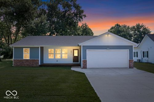 423 N Randall St, Ingalls, IN, 46048-9781 | Card Image